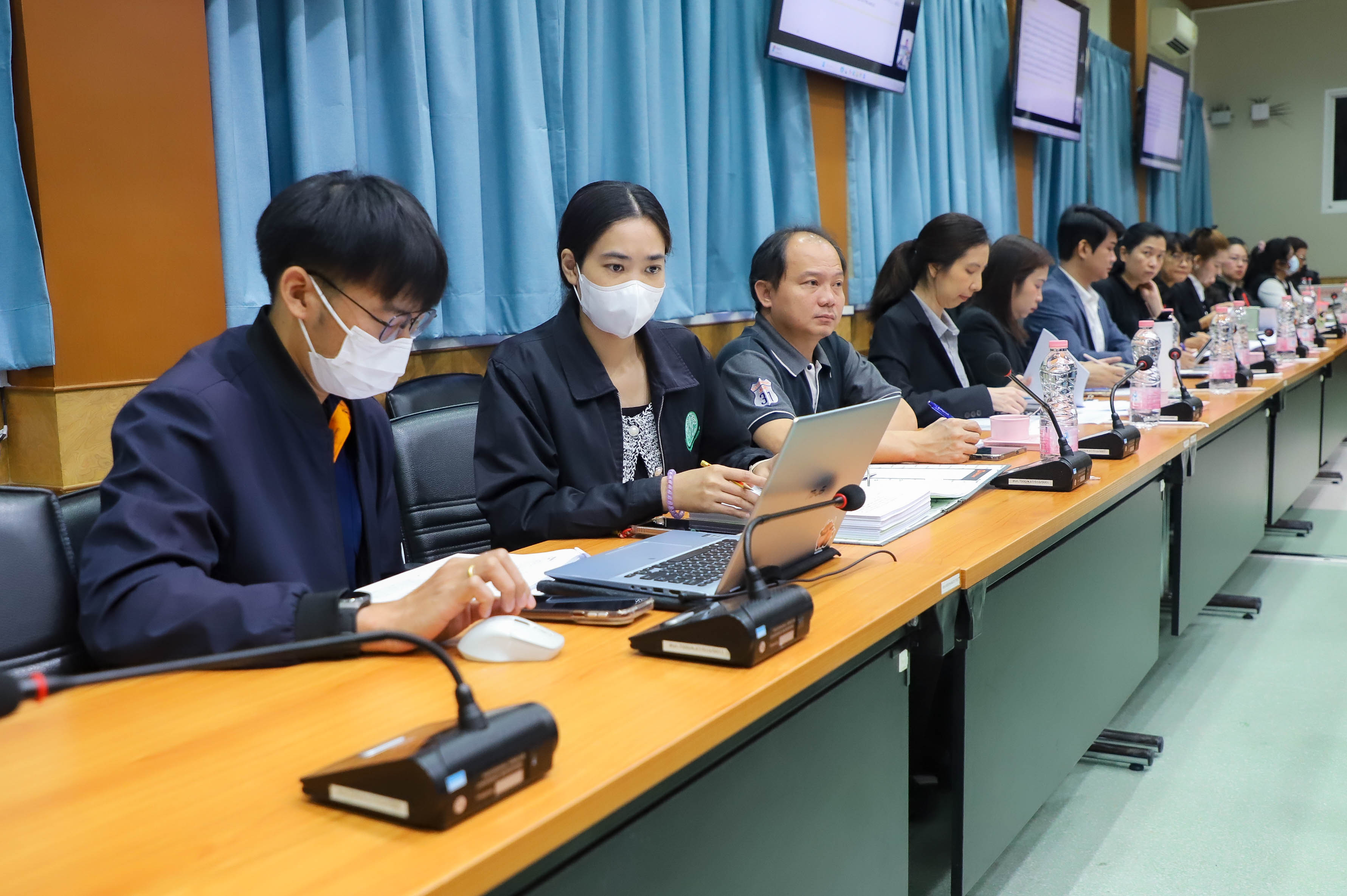 title - อกก.คง. เคาะ! ก่อสร้างสระเก็บน้ำ พัฒนาแหล่งน้ำและระบบกระจายน้ำ ไฟเขียว! หลักเกณฑ์การอนุมัติลดหรืองดเก็บดอกเบี้ย พร้อมเสนอ คปก. อนุมัติก่อสร้างระบบไฟฟ้าในแปลงที่ดิน